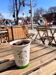 Best cold brew! Loved their patio and the sun shone just right to bask in the goodness. Great for working and enjoying drinks with friends. 