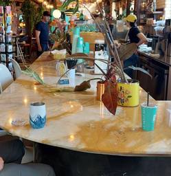 Silky, refreshing iced lattes for lunch hour!