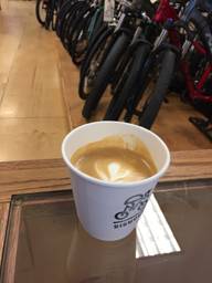 Had an amazing Cortado made from Anchor, Zambia!

The Barista Luke is super friendly and knowledgeable about coffee and bikes! Super friendly and very cute and cozy!