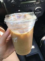 Fantastic iced americano  with oat milk!