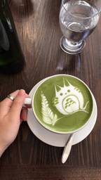 Cutest latte art i’ve ever seen !!